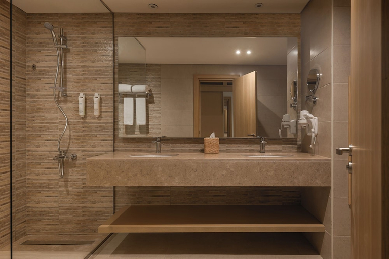 Bathroom 5, JAZ Elite Asteria, Safaja