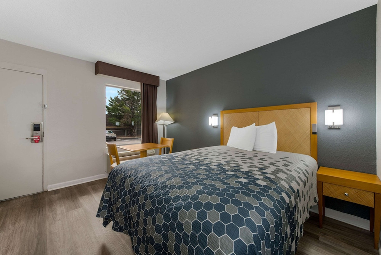 Bedroom 3, Econo Lodge Cheraw Market Street, Chesterfield