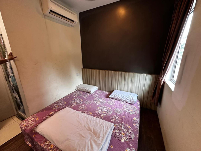 Room 5, OYO 91242 Muar Golden Horse Hotel, Muar