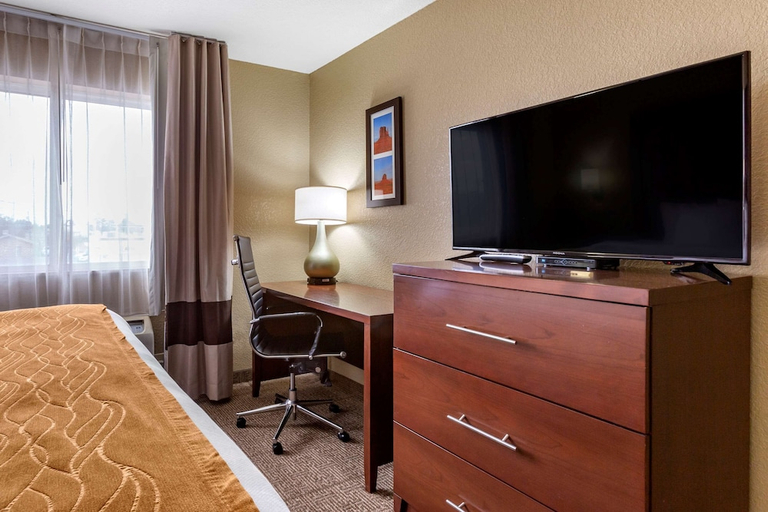 Bedroom 3, Comfort Inn & Suites Deming, Luna