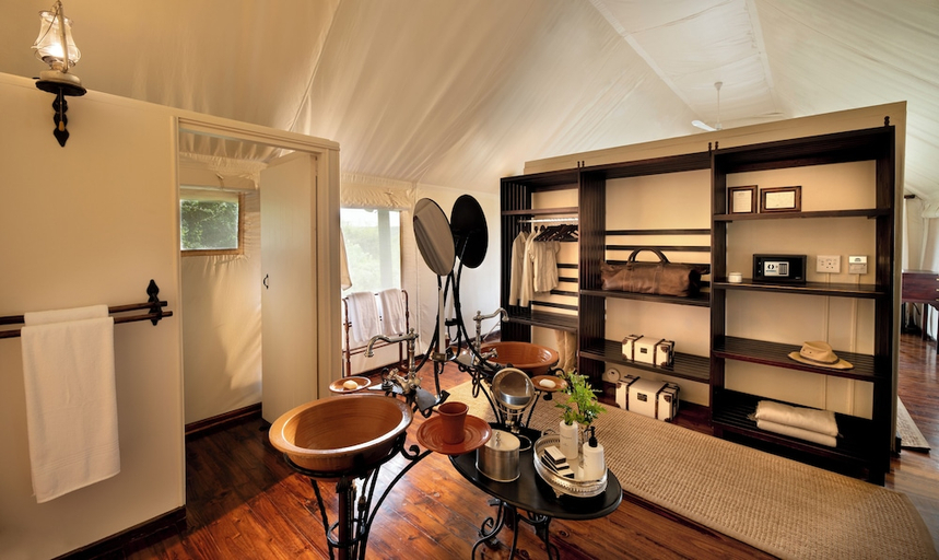 Bathroom, Gorah Elephant Camp, Cacadu