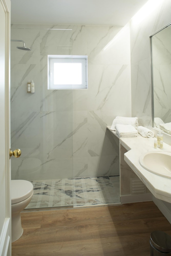 Bathroom 4, Vila Bicuda Resort, Cascais