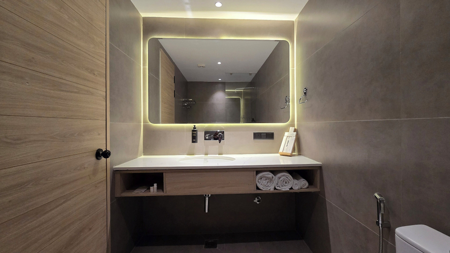 Bathroom 5, The Manor House Boutique Stays, Dehradun