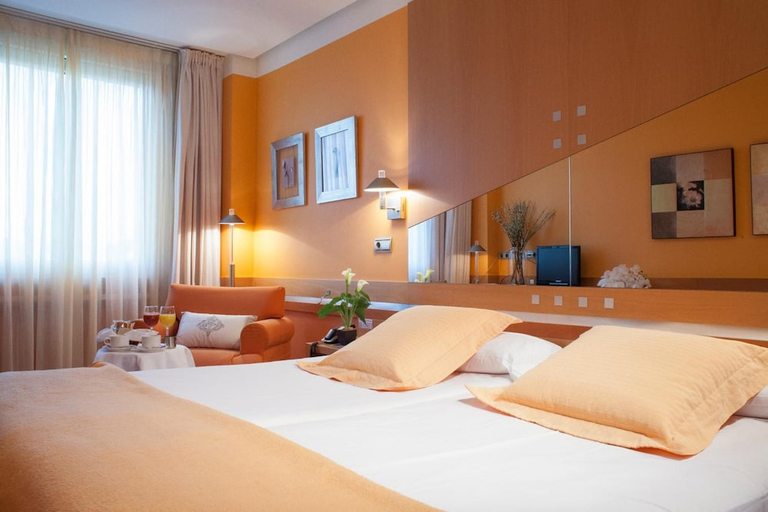 Bedroom 4, Hotel Torresport, Cantabria