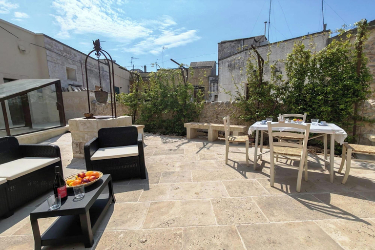 Outdoor dining 4, Dimora San Giorgio Boutique Apt. Airco, Lecce