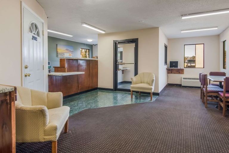 Others 5, Rodeway Inn & Suites Dublin, Laurens
