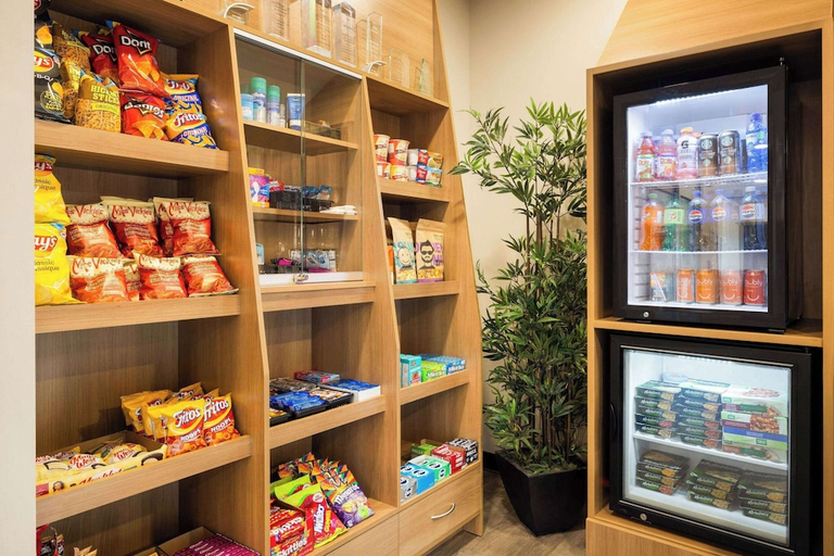 Food & Drinks 5, Microtel Inn & Suites By Wyndham Val-d Or, Vallée-de-l'Or