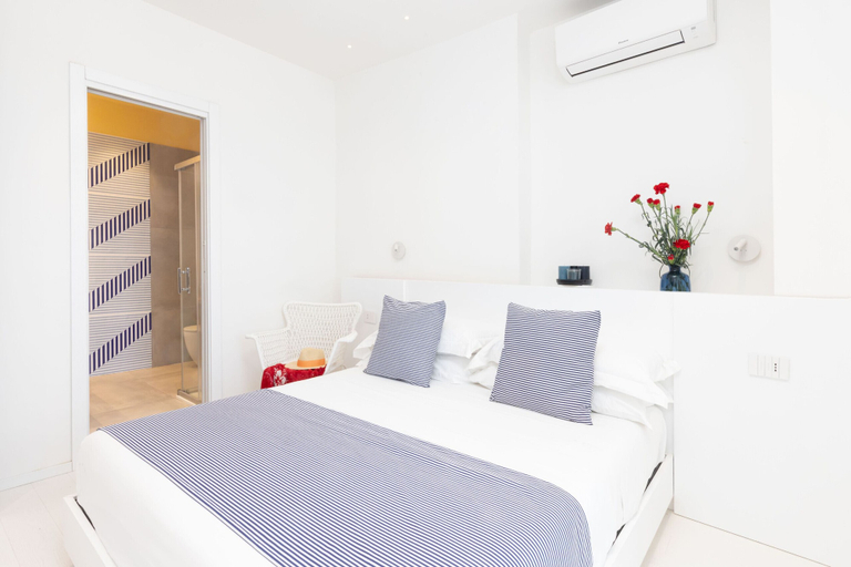 Room 4, Estate4home - Mary B, Napoli