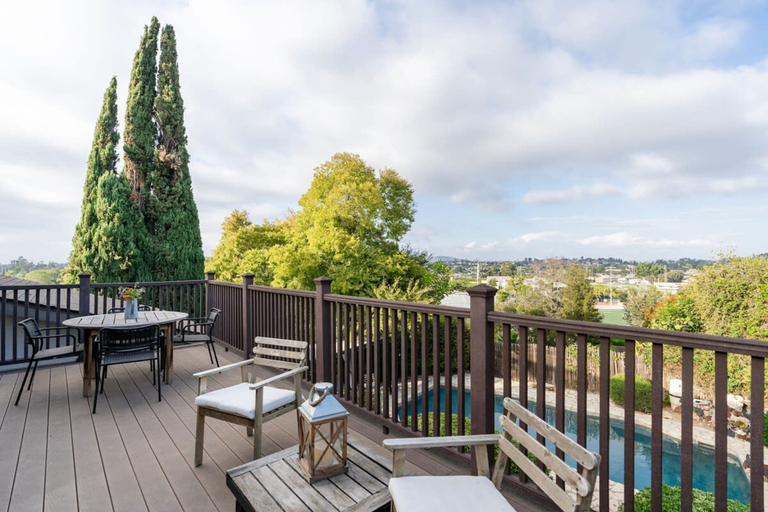 Room 4, Spacious and Bright 5-bedroom Oasis Pool and Yard, San Diego