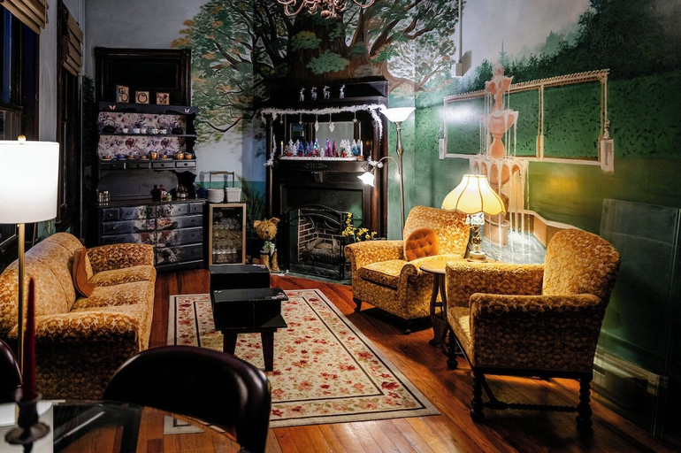 Interior 5, Osceola Lake Inn, Henderson