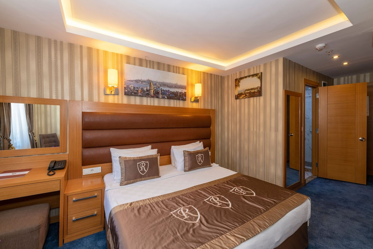 Bedroom 4, Regno Hotel, Şişli