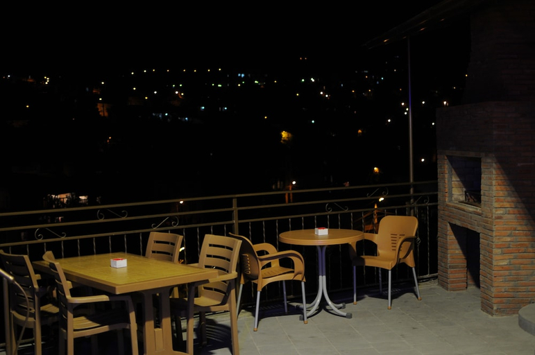Food & Drinks 4, Hotel Piano, Tbilisi