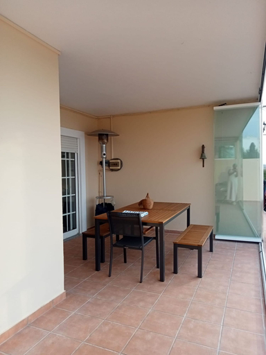 Room 5, Beach Front View Armacao de Pera Flat With Terrace, Silves