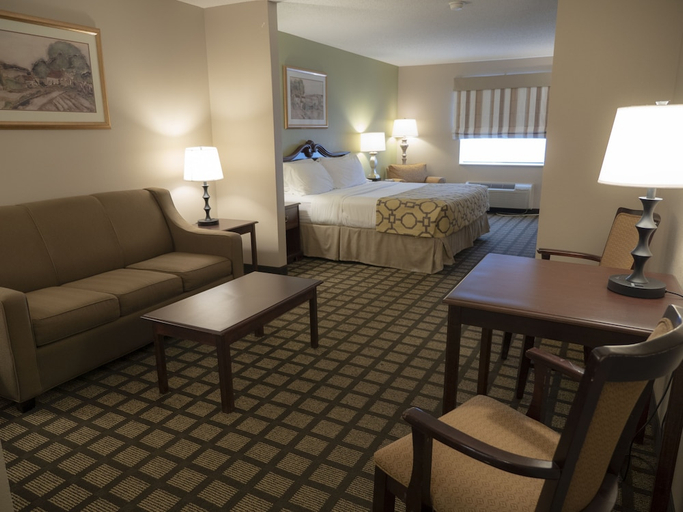 Bedroom 3, Baymont by Wyndham Fulton, Callaway