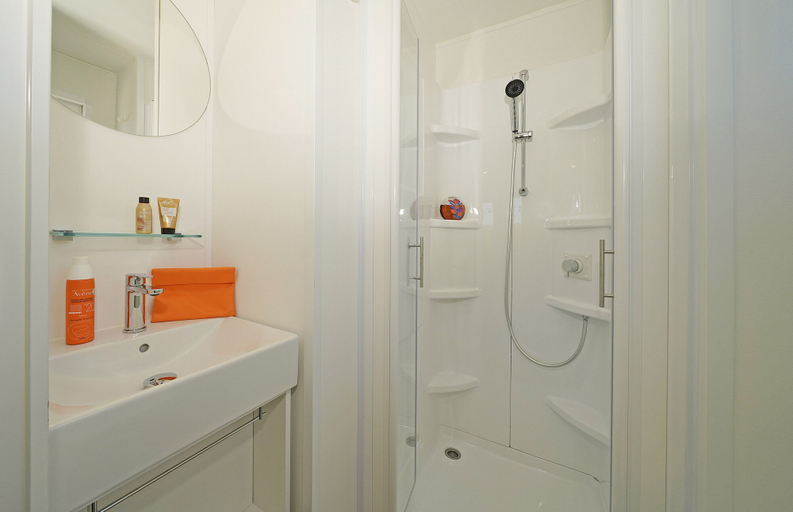 Bathroom 3, Butterfly Camping Village, Verona