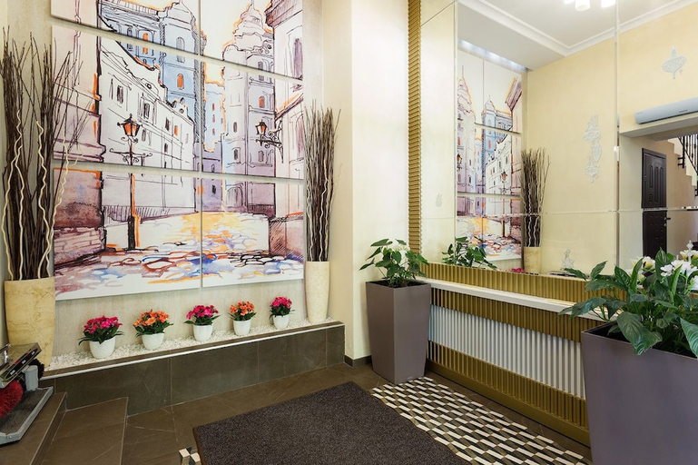 Others 4, Parkoff Hotel, Eastern