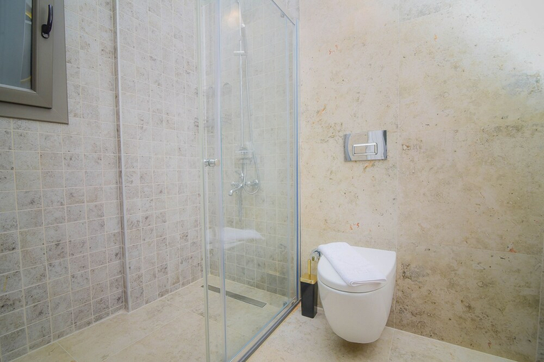 Bathroom 5, 9 Alacati Boutique Hotel, Çeşme