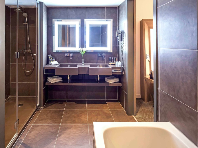 Bathroom 3, Novotel Moscow City, Western