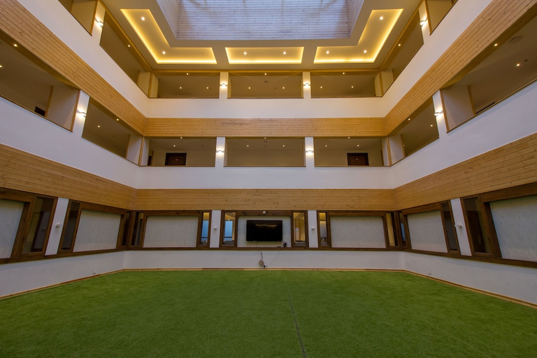 Business Facilities 5, Jain Group Hotel Sanderling Resort & Spa, Darjiling