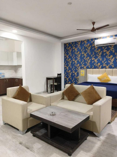 Others 4, Lime Tree Hotel Golf Course Road Sec-43, Gurgaon