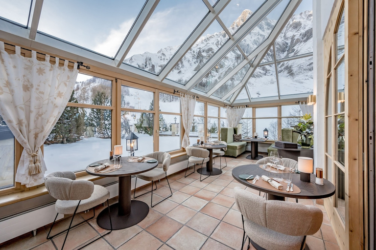 Food & Drinks 5, Relais & Châteaux Chasa Montana, Inn