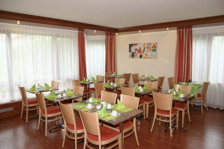 Food & Drinks 5, Hotel Flora Stuttgart - Mohringen, Stuttgart