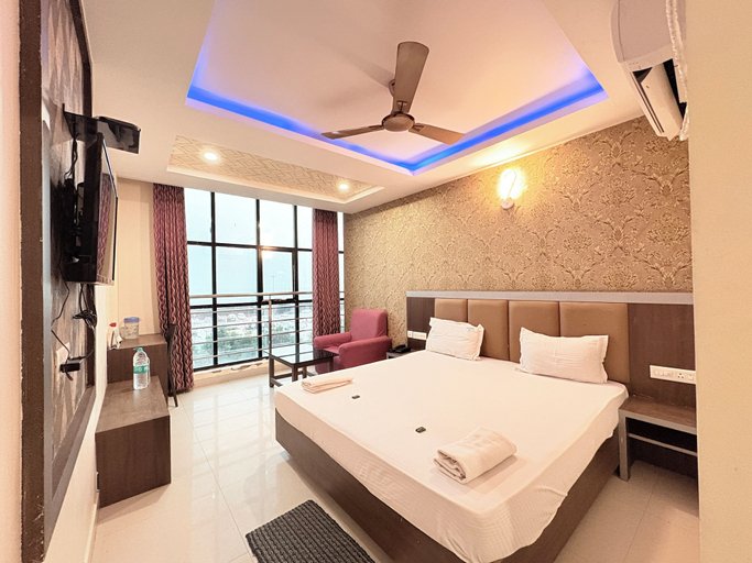 Room 4, Hotel Shree Gopal Puri, Puri