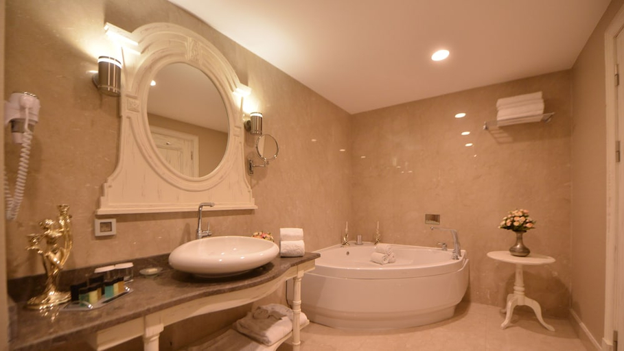 Bathroom 5, Ramada Plaza by Wyndham Mardin                                                              , Mardin