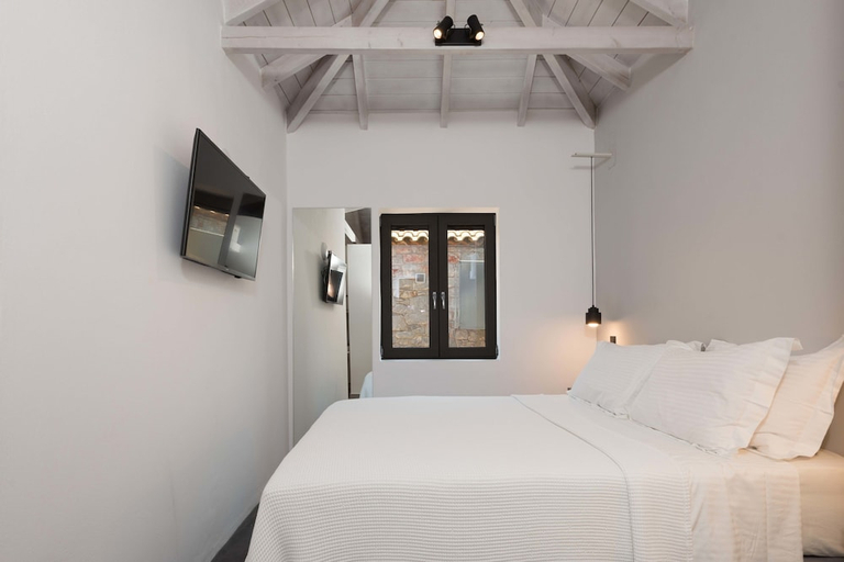 Others 4, Calme Suites Mani, Peloponnese