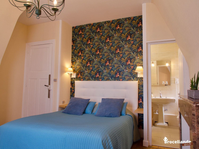 Bedroom 4, La Maison Rouge, Ille-et-Vilaine