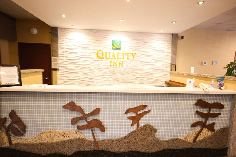 Public Area 2, Quality Inn, Muskoka