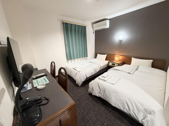 Bedroom 2, Hotel Tetora Honhachinohe, Hachinohe