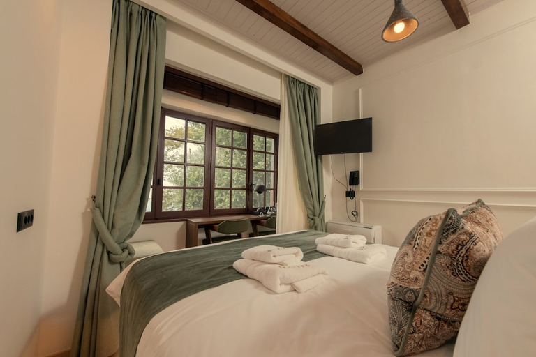 Guestroom 4, Balcon Makrinitsa, Thessaly