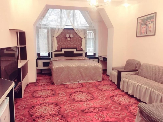 Bedroom 3, Writers Hotel
