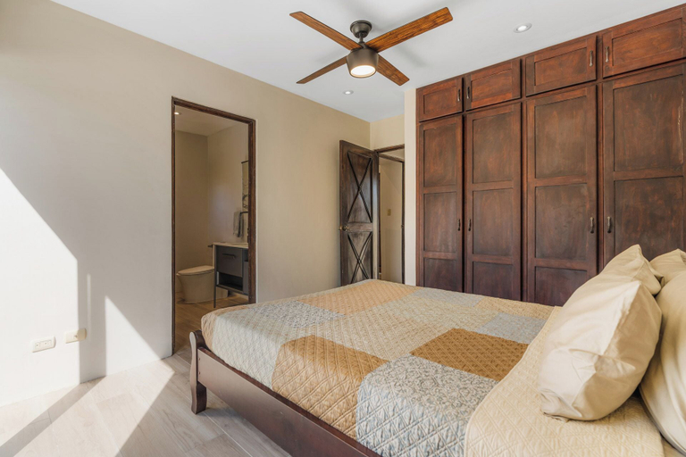 Room 2, Casa Luz de Luna, Santa Cruz