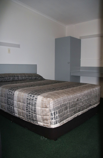 Bedroom 2, Bourbong St Motel, Bundaberg