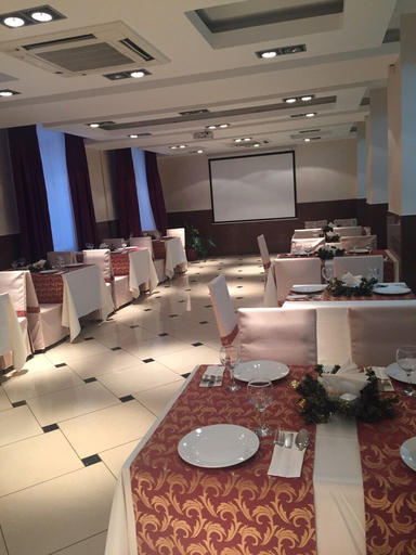 Food & Drinks 5, Korona Hotel, Magnitogorsk gorsovet