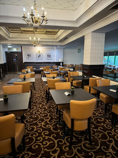 Food & Drinks 4, Hampstead Britannia Hotel, London