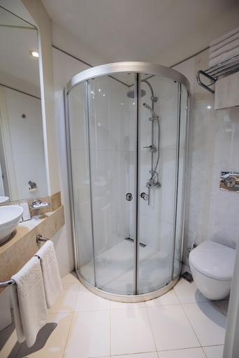 Bathroom 3, Qafqaz Sahil Hotel Baku, Baku