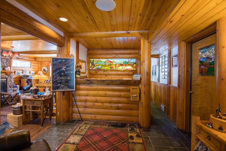 Public Area, Baker Creek By Basecamp, Division No. 15