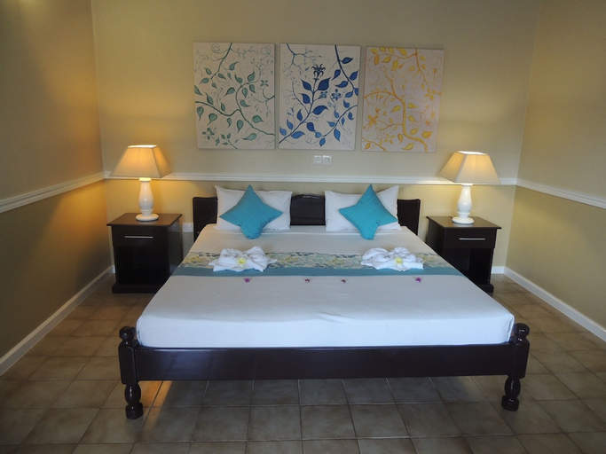 Bedroom 3, Hotel La Roussette