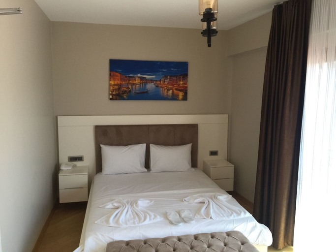 Bedroom 3, Leader Mansion Hotel & Suite, Beyoğlu