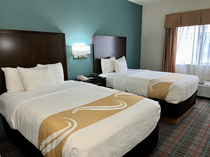 Bedroom 3, Quality Inn & Suites, Near University, McLennan