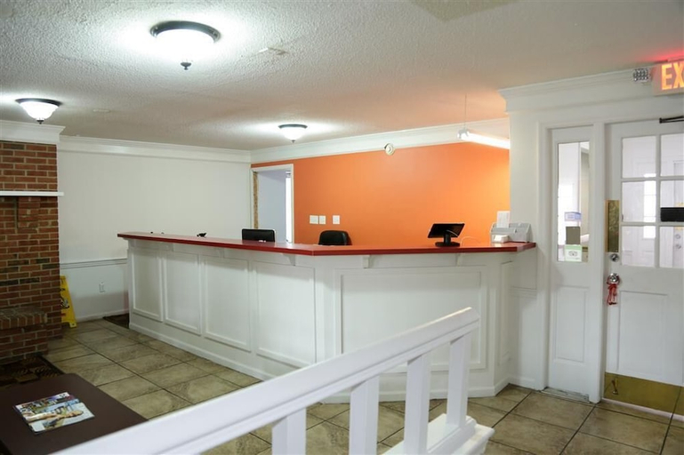 Public Area 2, Motel 6 - Dayton, OH, Montgomery