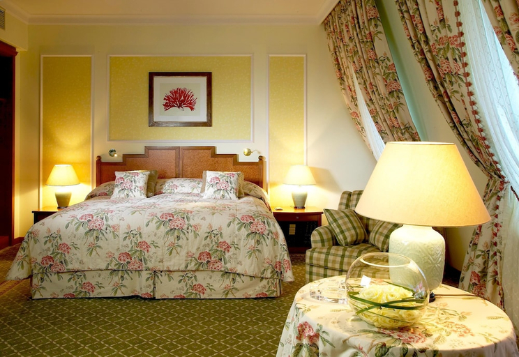 Bedroom 3, Hotel Baltschug Kempinski Moscow, Central