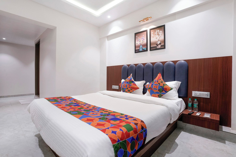 Room 5, Fabhotel Suruchi Homes, Palghar