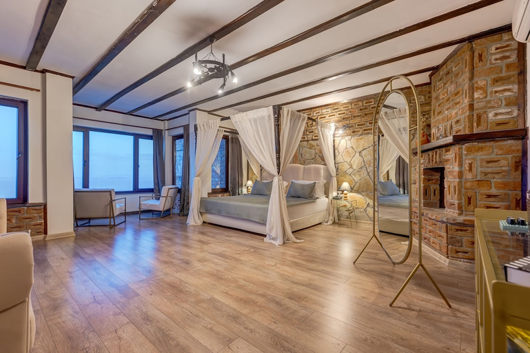 Others 5, Papazlikhan Hotel, Edremit