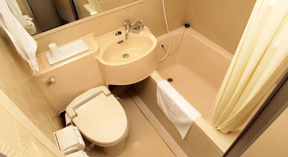 Bathroom 3, Toyoko Inn Hokkaido Sapporo-eki Nishi-guchi Hokudai Mae, Sapporo