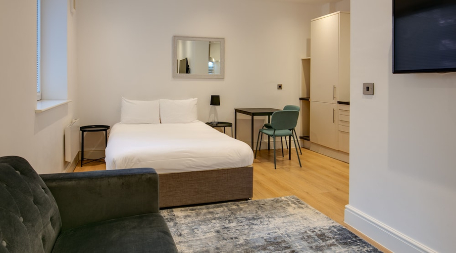 Bedroom 3, Charles Hope Apartments - Swindon, Swindon