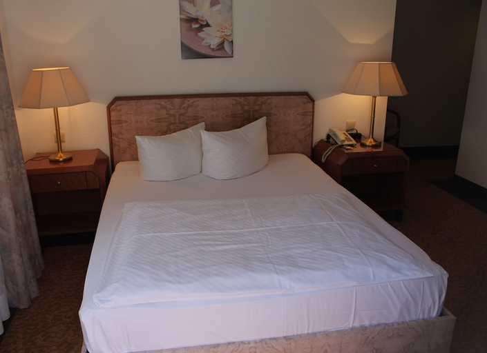 Bedroom 3, Hotel Flora Stuttgart - Möhringen, Stuttgart